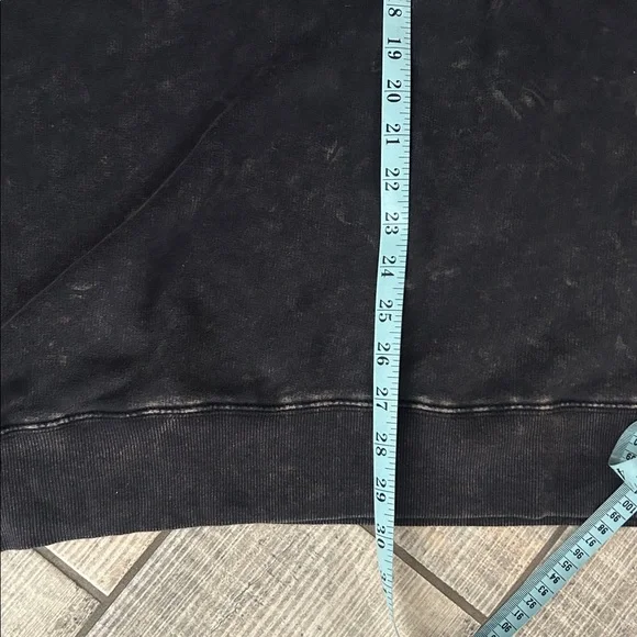 Wild Fable Manhattan New York Black Crewneck Sweater Rhinestones XXL - Picture 10 of 10